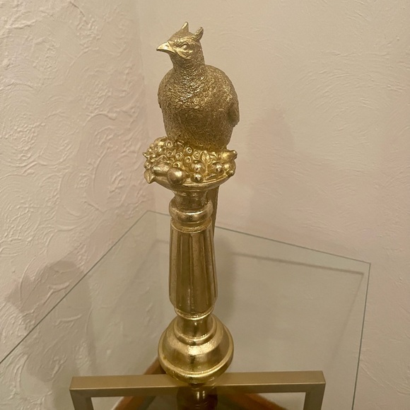 Gold Table Decor - Picture 5 of 9